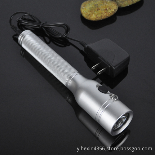 Boruit 7210 Top Quality Super Bright Waterproof Flashlight Rechargeable LED Torch Long Irradiation distance